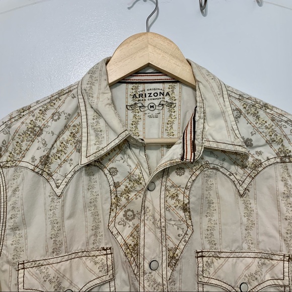 Arizona Jeans Co. western style women’s button up shirt - Picture 1 of 13